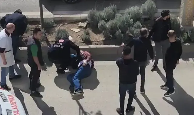Elazığ'da otomobilin çarptığı yaya yaralandı