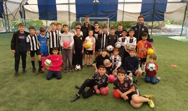 Çocuklar teknolojik oyunlara savaş açtı, futbol kursuna akın etti