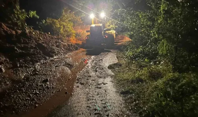 Şiddetli yağışlar Rize'de sel ve heyelanlara neden oldu