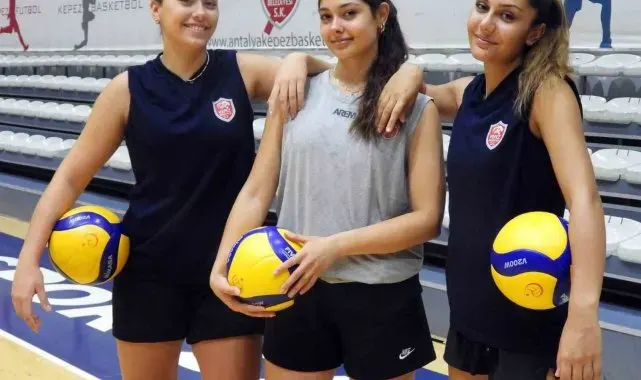 Kepez'in voleybol takımına 3 takviye