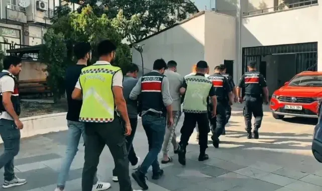 Tekirdağ'da jandarma operasyonu: 113 aranan şahıs yakalandı, 32'si tutuklandı