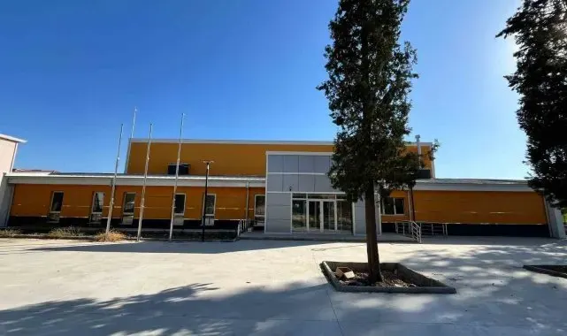 Çine'de gençlik merkezi ve yüzme havuzu gün sayıyor