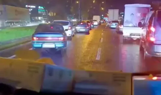 Düzce'de ambulansa fermuar sistemi ile yol verildi, o anlar kamerada