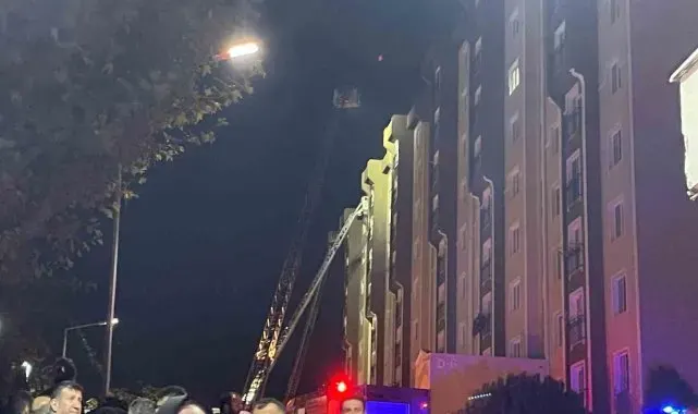 Başakşehir'deki çatı yangını izolasyon sırasında çıkmış