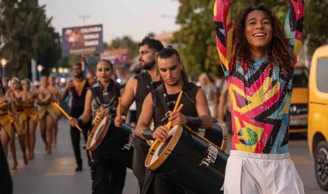 3. Uluslararası Kuşadası Sokak Festivali gerçekleşti
