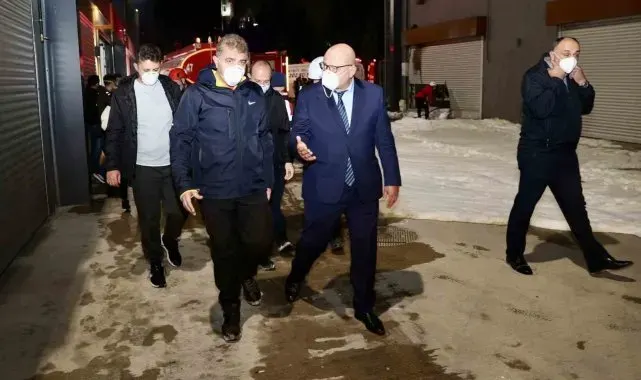 Yangın bölgesinde inceleme