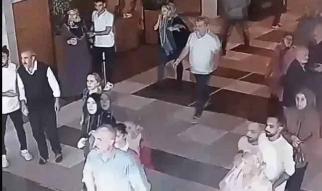 Elazığ'da deprem anı hastanenin güvenlik kamerasına yansıdı