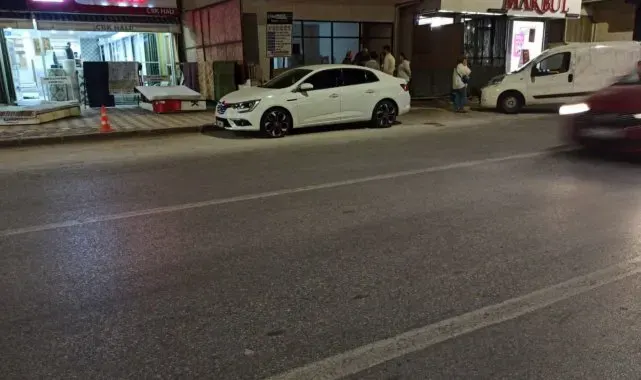 Ankara'da aracı ile çocuğun ayağının üzerinden geçen sürücü kalbine aldığı bıçak darbesiyle öldü
