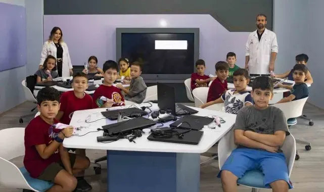 Mercan Bilim Merkezi'nde 'Robotik Kodlama Atölyesi' açıldı