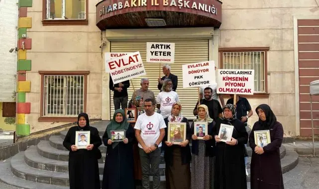 Diyarbakır anneleri "aileler dağıtıldı" haberlerine tepki gösterdi