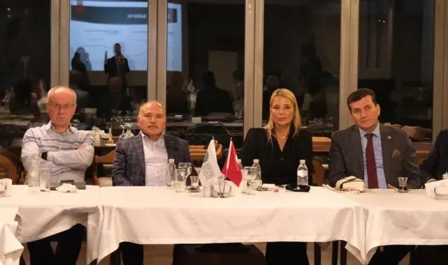 Uzmanlar Türkiye ekonomisini DOSABSİAD'da değerlendirdi