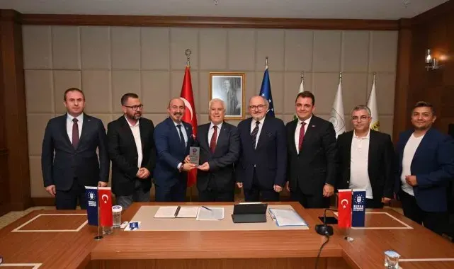 TSYD Bursa'dan Mustafa Bozbey'e ziyaret