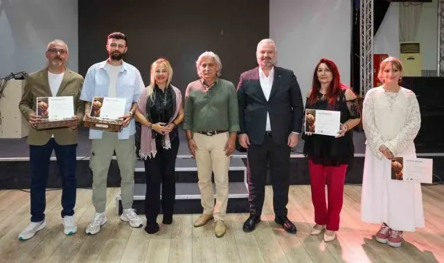 Menemen'de 'Çömleğin izinde' fotoğraf yarışması ödülleri verildi