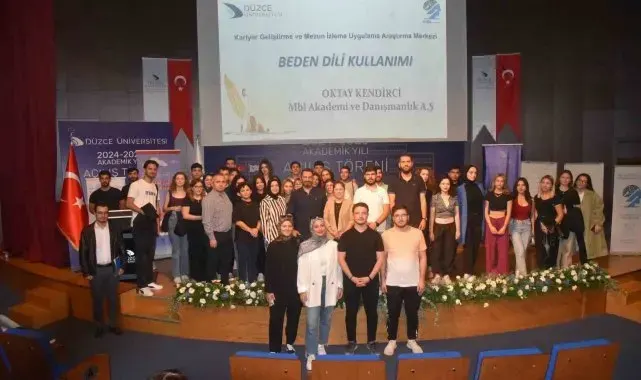 Düzce Üniversitesi'nde beden dili eğitimi gerçekleştirildi