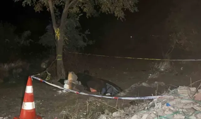 Yakınlarını görüntülü arayarak intihar etti