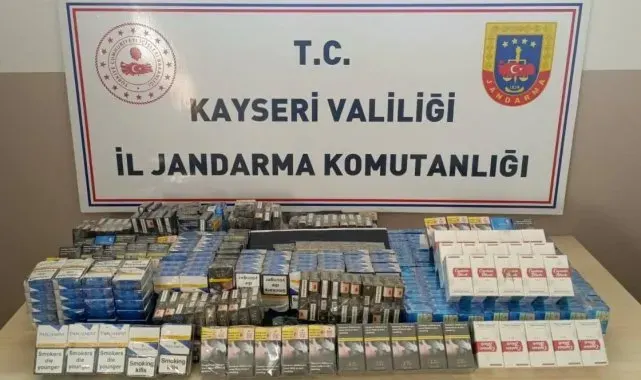 Yol kontrolü yapılan kamyonda 640 paket kaçak sigara bulundu