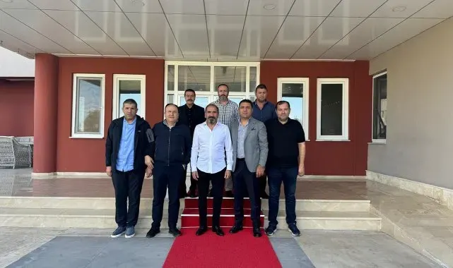 Mecnun Otyakmaz'dan Sivasspor'a ziyaret
