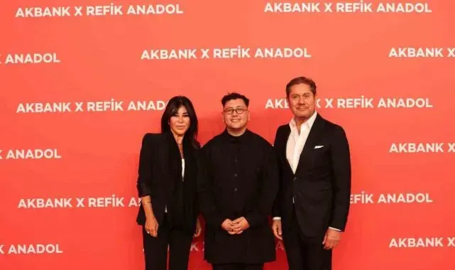 Akbank'ın tarihi ve gelecek vizyonu, Refik Anadol'un eserinde buluştu