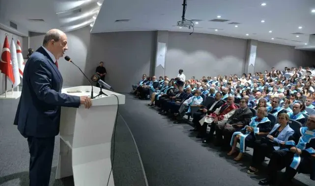 Cumhurbaşkanı Ersin Tatar'dan üniversite öğrencilerine ilk ders