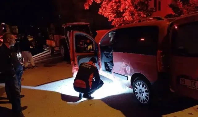 Çorum'da park halindeki araç kundaklandı