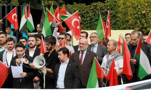 KAYÜ öğrencileri, Filistin'e destek için yürüdü