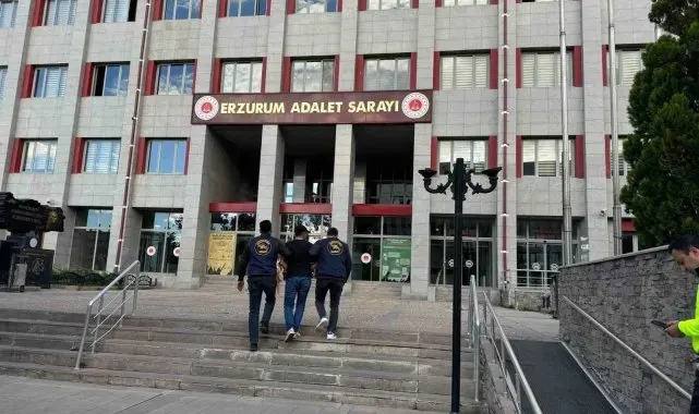 Jandarma Erzurum'da aranan 43 şahsı yakaladı