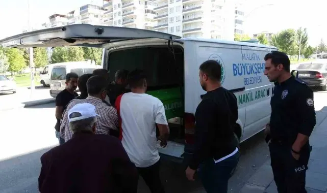 Banyoda korkunç ölüm: 55 yaşındaki şahıs banyoda kanlar içerisinde ölü bulundu
