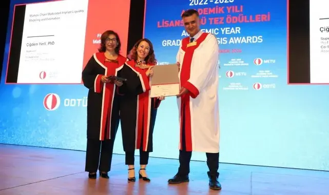 BARÜ'den Dr. Çiğdem Yerli, "ODTÜ Yılın Tezi Ödülünü" aldı