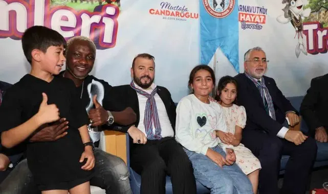 Arnavutköy'de Karadeniz rüzgarı esti: Trabzon Tanıtım Günleri'nde renkli görüntüler oluştu