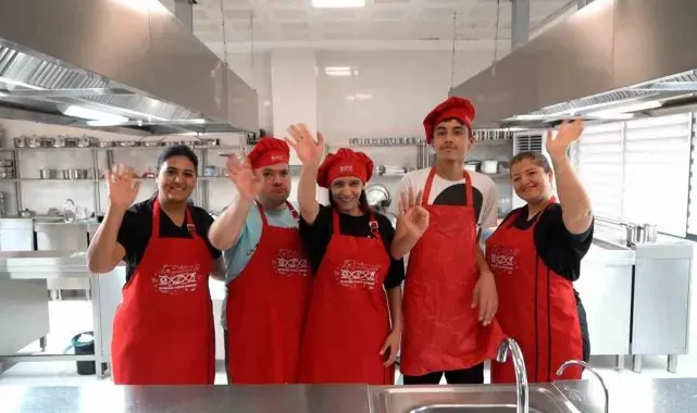 Gaziantep'teki engelliler, aşçılığa ilk adımı Gastronomi Atölyesi'nde atıyor