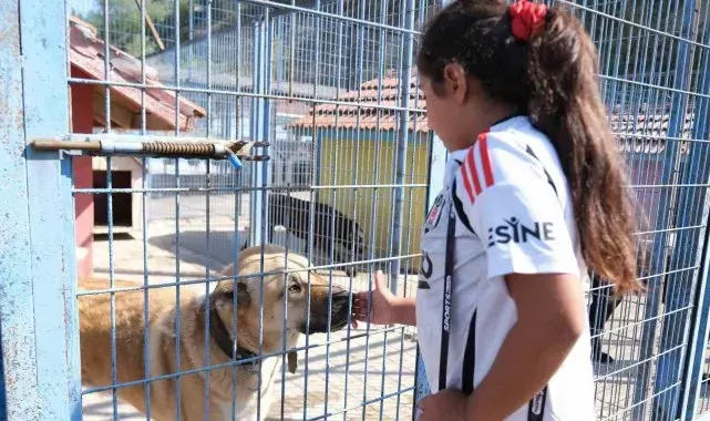 Büyükçekmece Belediyesi Çocuk Meclisi'nden anlamlı ziyaret