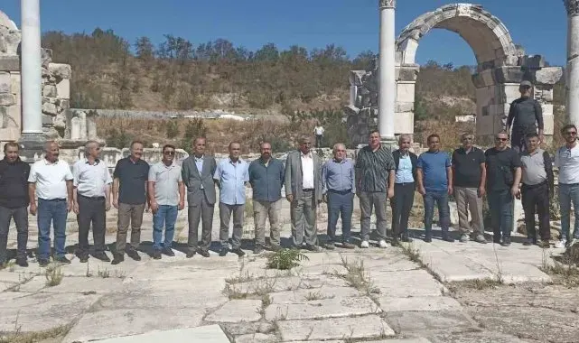 Yatağan, Hakkari'den gelen emeklileri ağırladı