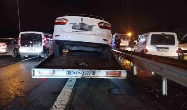 Beykoz'da çekici alev alev yandı