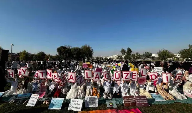 "Hayat Namazla Güzeldir" etkinliğinin finali Diyarbakır'da gerçekleşti