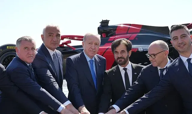 Bakan Ersoy müjdeyi verdi: İstanbul Park 2031'e kadar F1 takviminde