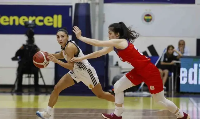 Kadınlar Basketbol Süper Ligi: Fenerbahçe: 81 - Botaş: 56
