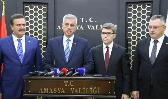 Sağlık Bakanı Memişoğlu: "Suriyelilere hastane iddiaları dezenformasyon"