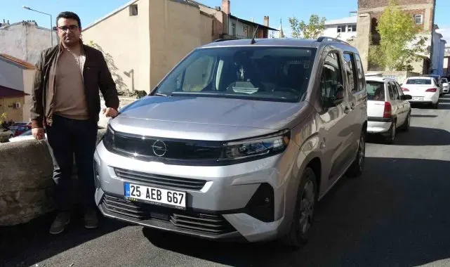 Sıfır Opel marka araç alan adam hayatının şokunu yaşadı