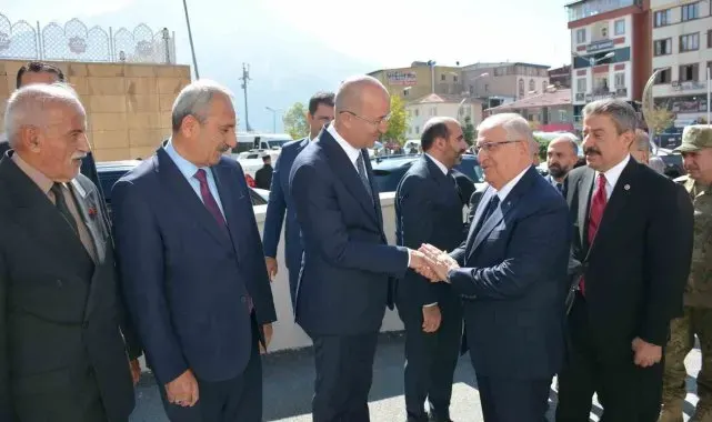 Bakan Güler Hakkari'de