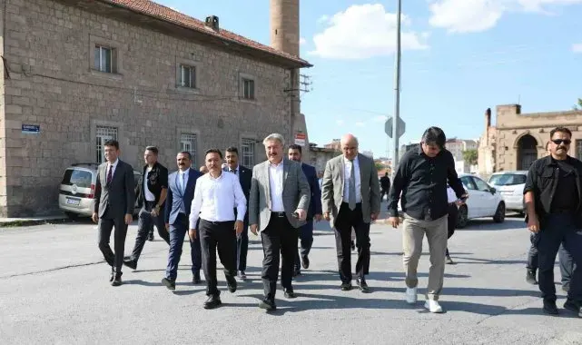 Başkan Palancıoğlu: "Melikgazi'de metruk yapı bırakmayacağız"