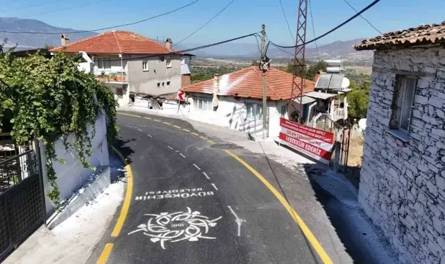 Büyükşehir'den Bozdoğan'da yol yapım çalışması