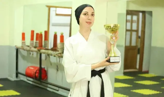 Yalova'nın ilk kadın karate antrenörü oldu