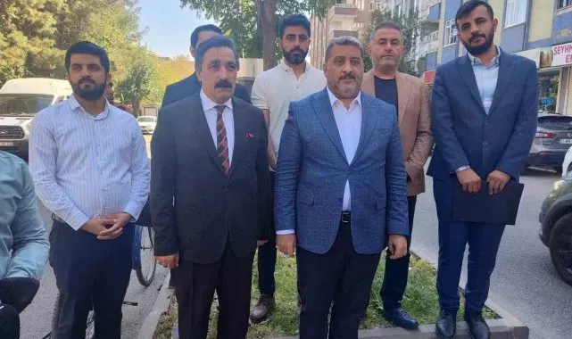 DEM Parti kararına tepkiler sürüyor