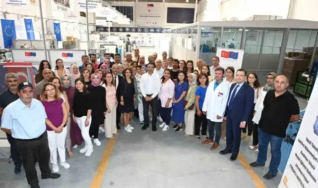 Başkan Erdoğan eğitimini tamamlayan kursiyerlere sertifikalarını verdi