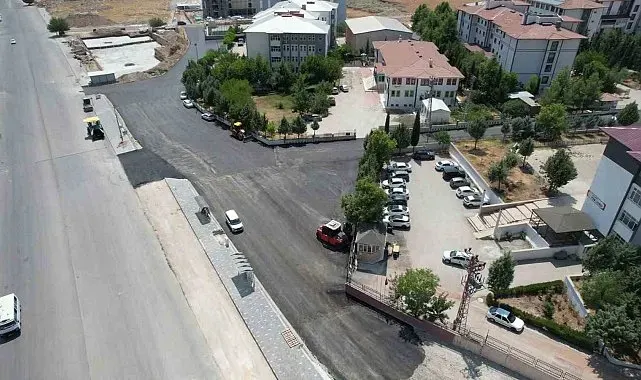Adıyaman'da okul bölgesinde asfalt çalışmaları tamamlandı