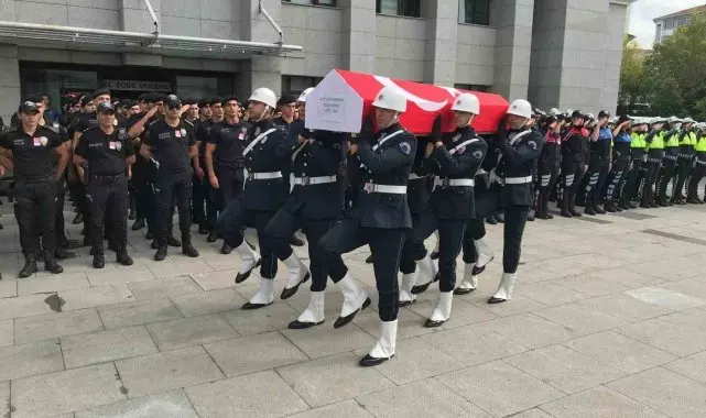 Ümraniye'de şehit edilen polis memuru Şeyda Yılmaz için tören düzenlendi