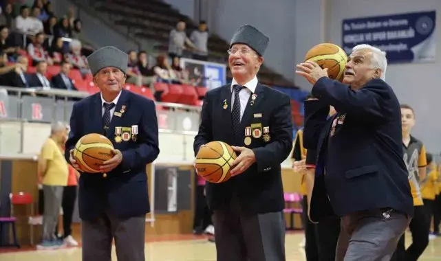 Karabük'te gaziler, öğrenciler ile birlikte spor faaliyetleri yaptı