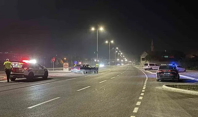 Oto tamircisi test için çıktığı otomobille kaza yaptı: 2 yaralı
