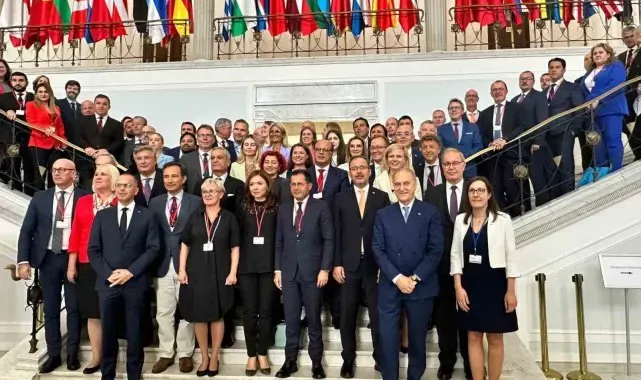 Kasapoğlu, Varşova'da NATO toplantısına katıldı