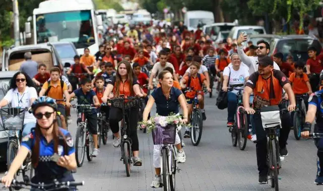 Selçuklular cumhuriyet için pedal çevirdi